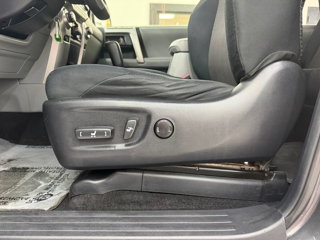 Used 2013 Toyota 4Runner SR5 w/ Convenience Pkg RWD image 26