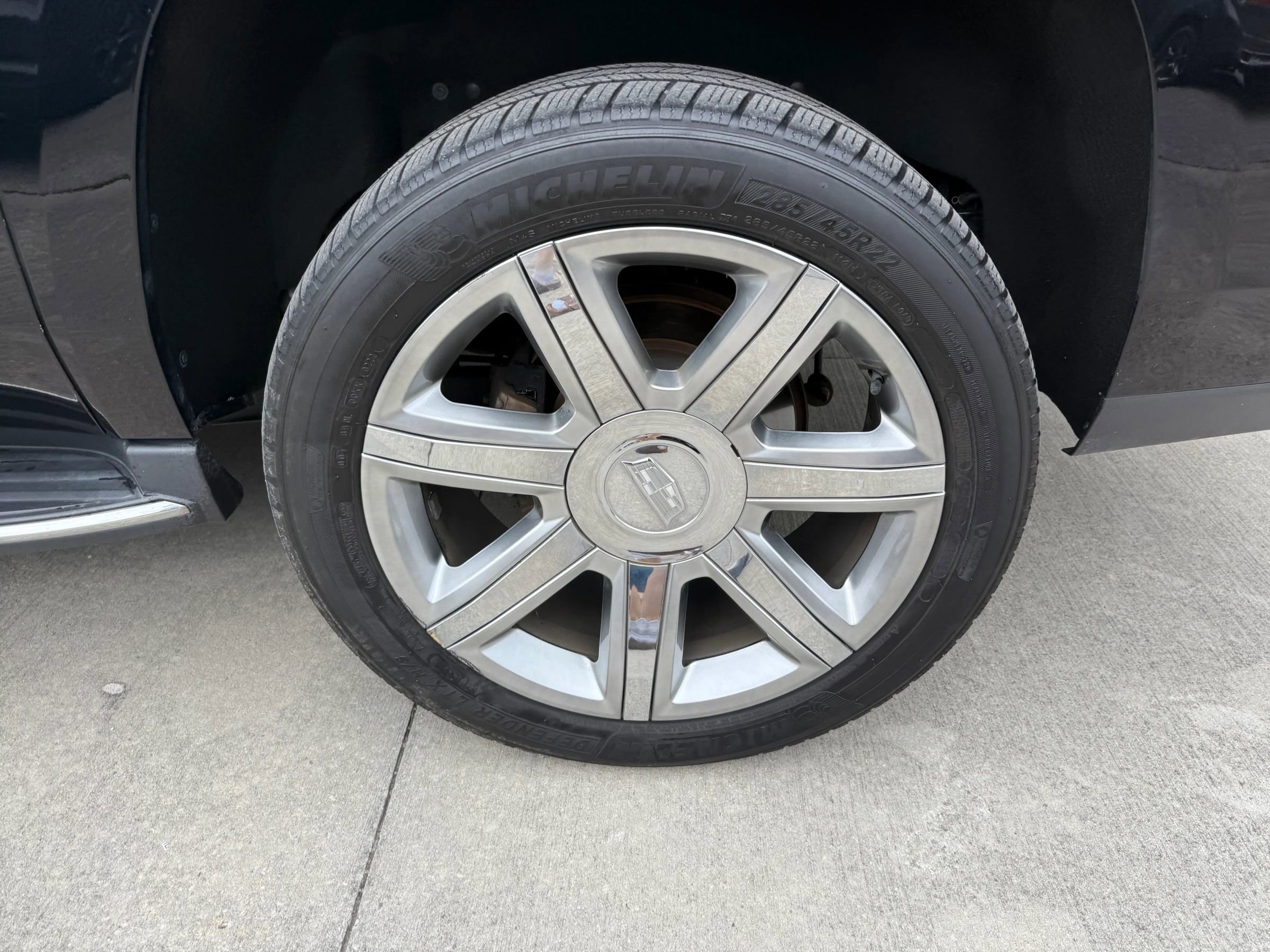 Used 2020 Cadillac Escalade ESV Luxury image 31