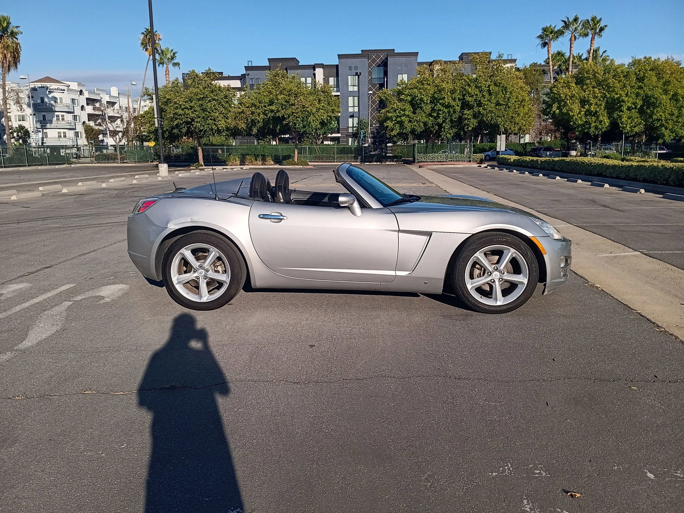 Used 2009 Saturn Sky w/ Premium Trim Package image 12