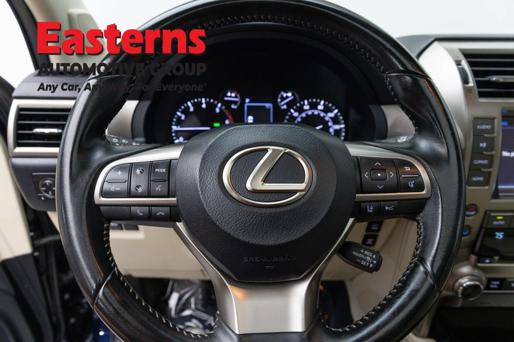 Used 2021 Lexus GX 460 w/ Accessory Package AWD/4WD image 10