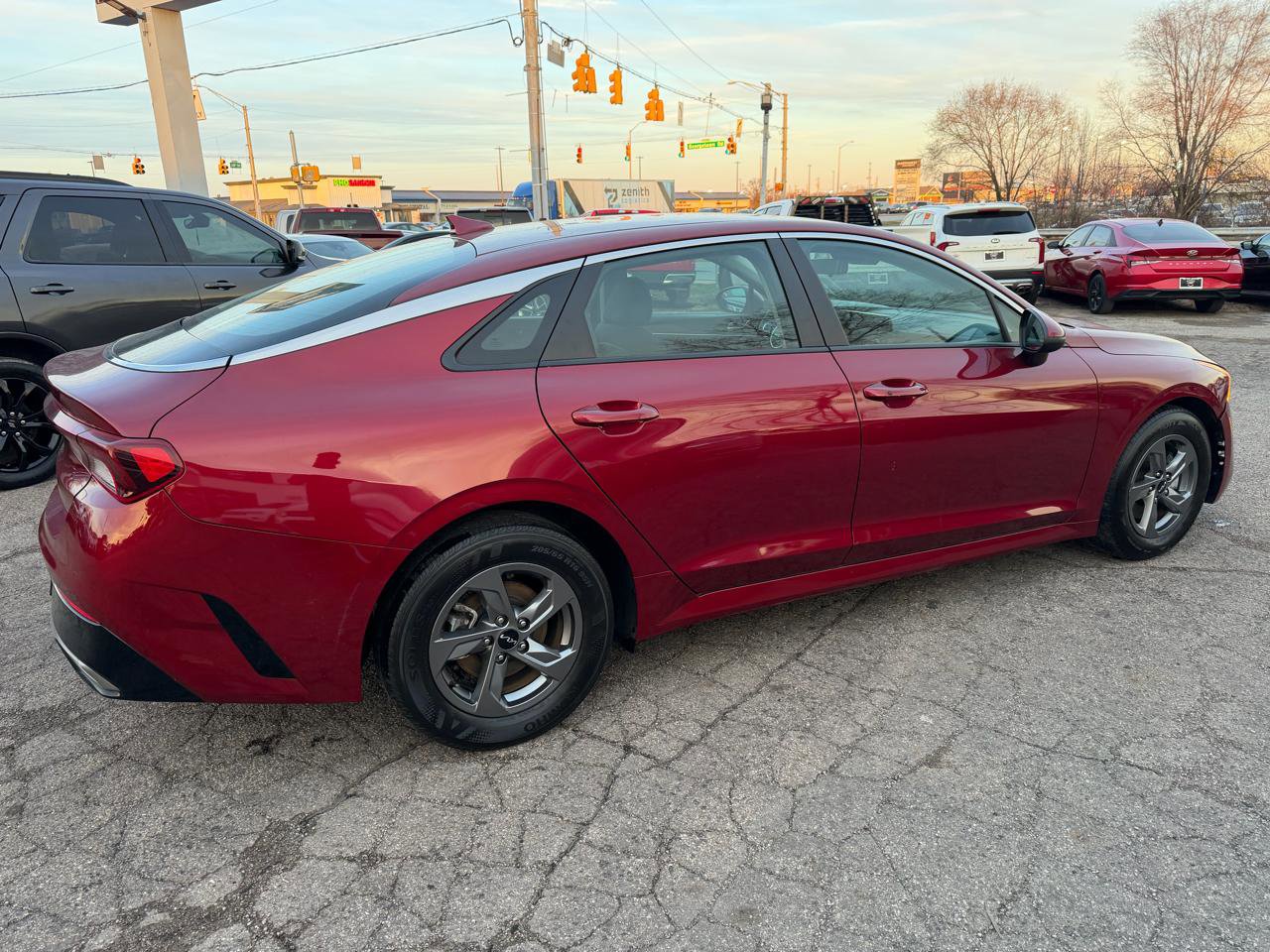 Used 2023 Kia K5 LXS image 9