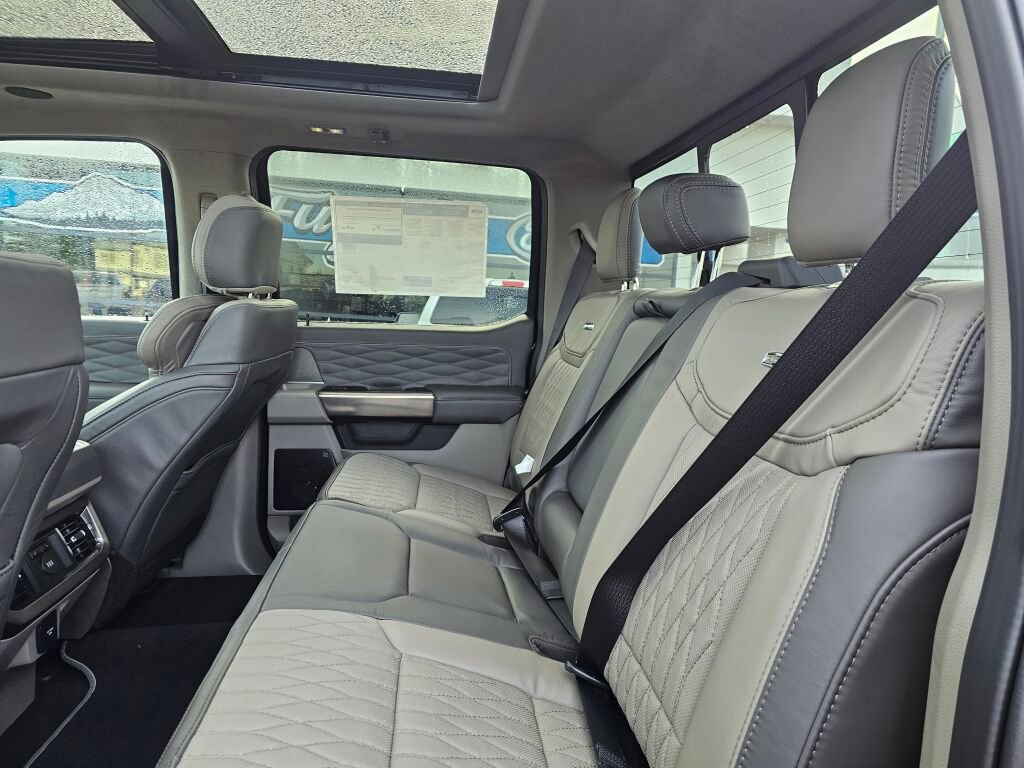 New 2026 Ford F350 Platinum w/ Platinum Plus Package image 9