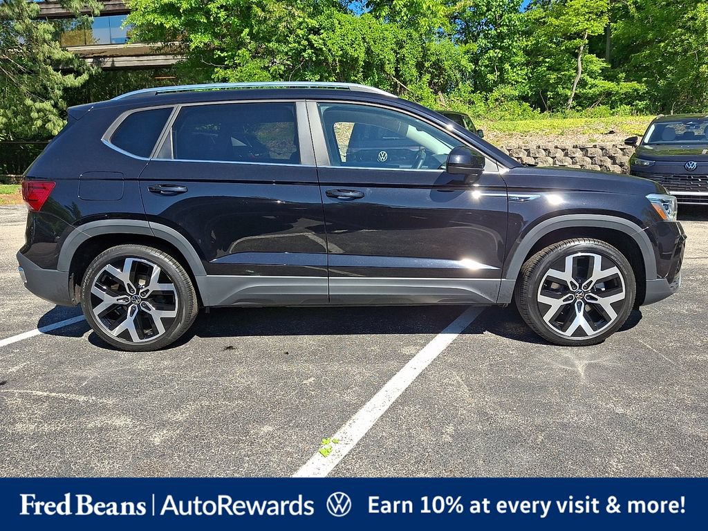 Certified 2023 Volkswagen Taos SEL AWD/4WD image 9