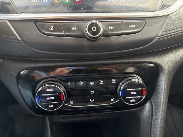 Used 2023 Buick Encore GX Essence w/ Experience Buick Package image 19