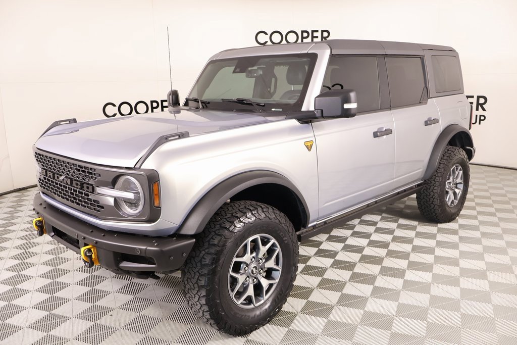 Used 2021 Ford Bronco Badlands image 11