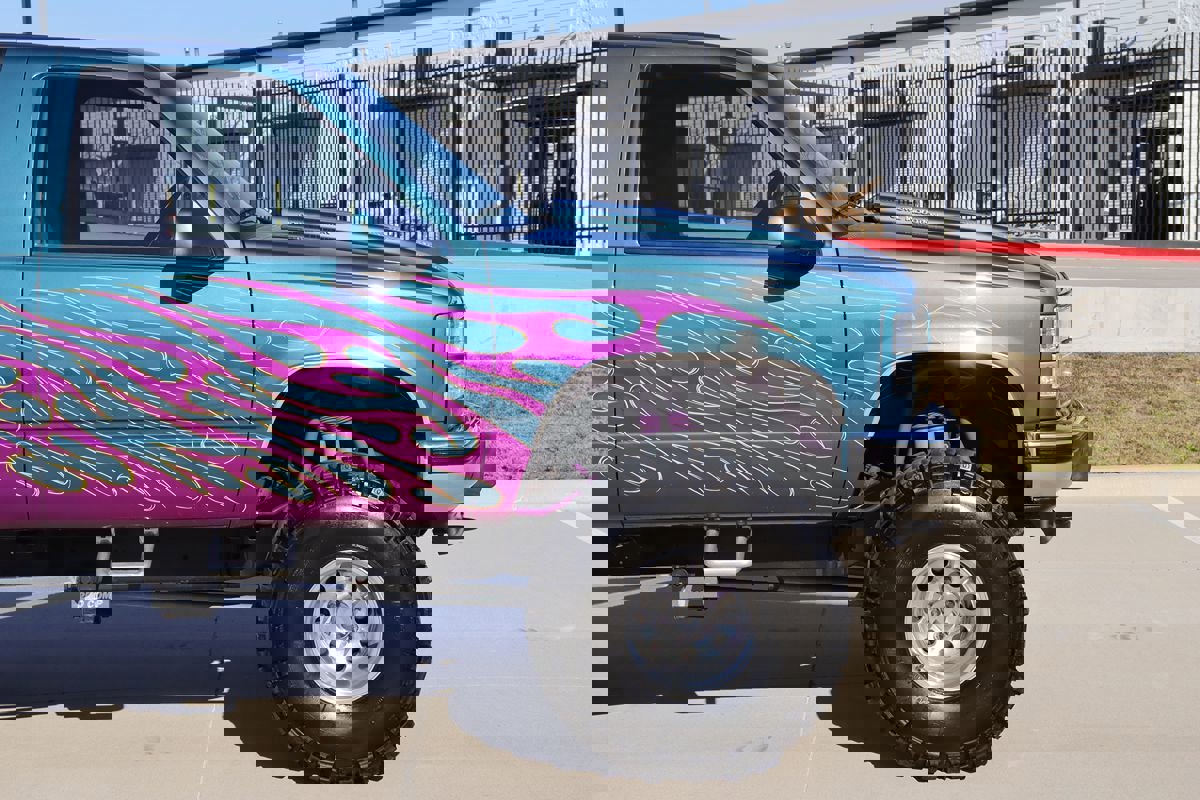 Used 1994 GMC Yukon 4WD 2-Door image 56