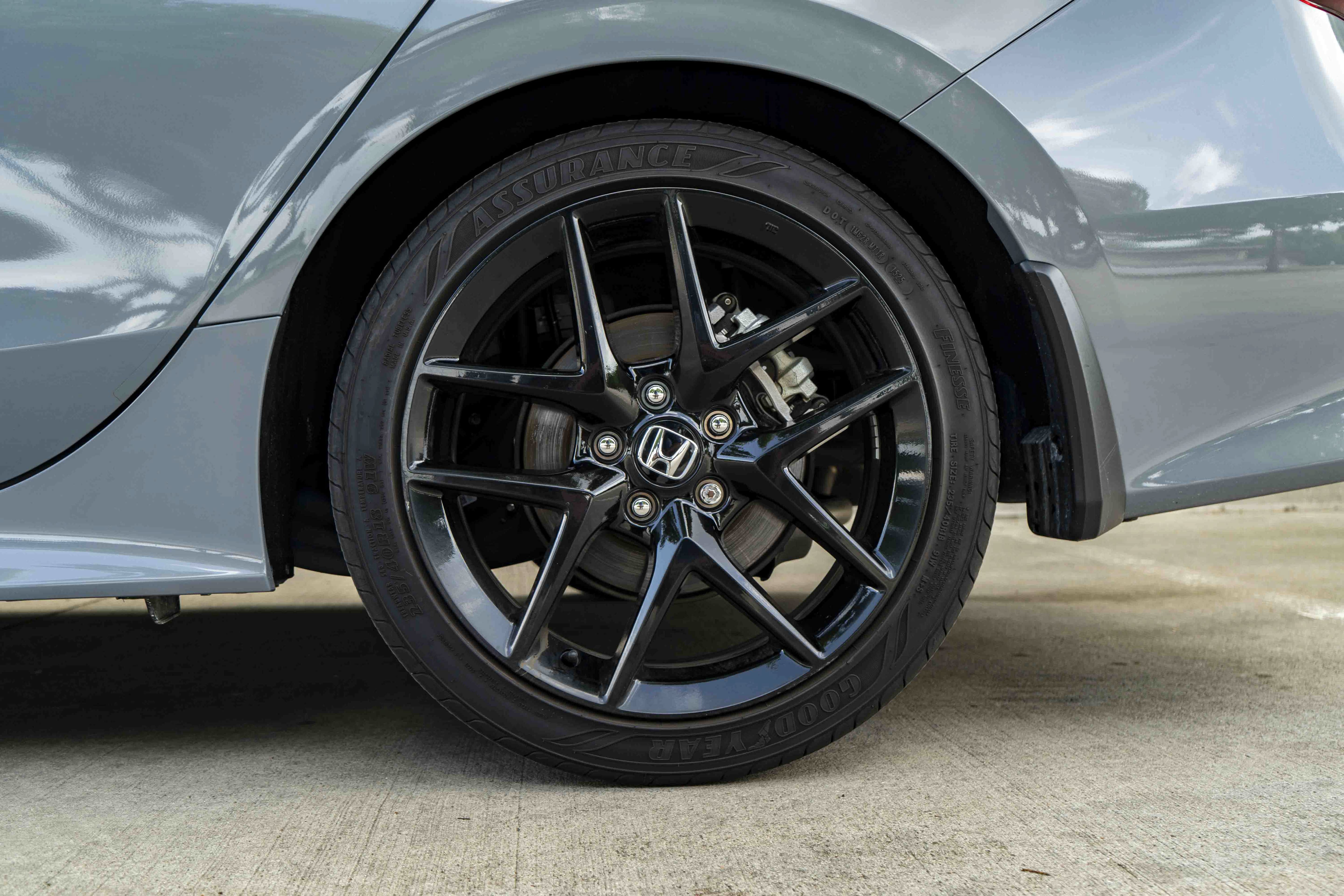 Certified 2025 Honda Civic FWD Hybrid Sedan image 15