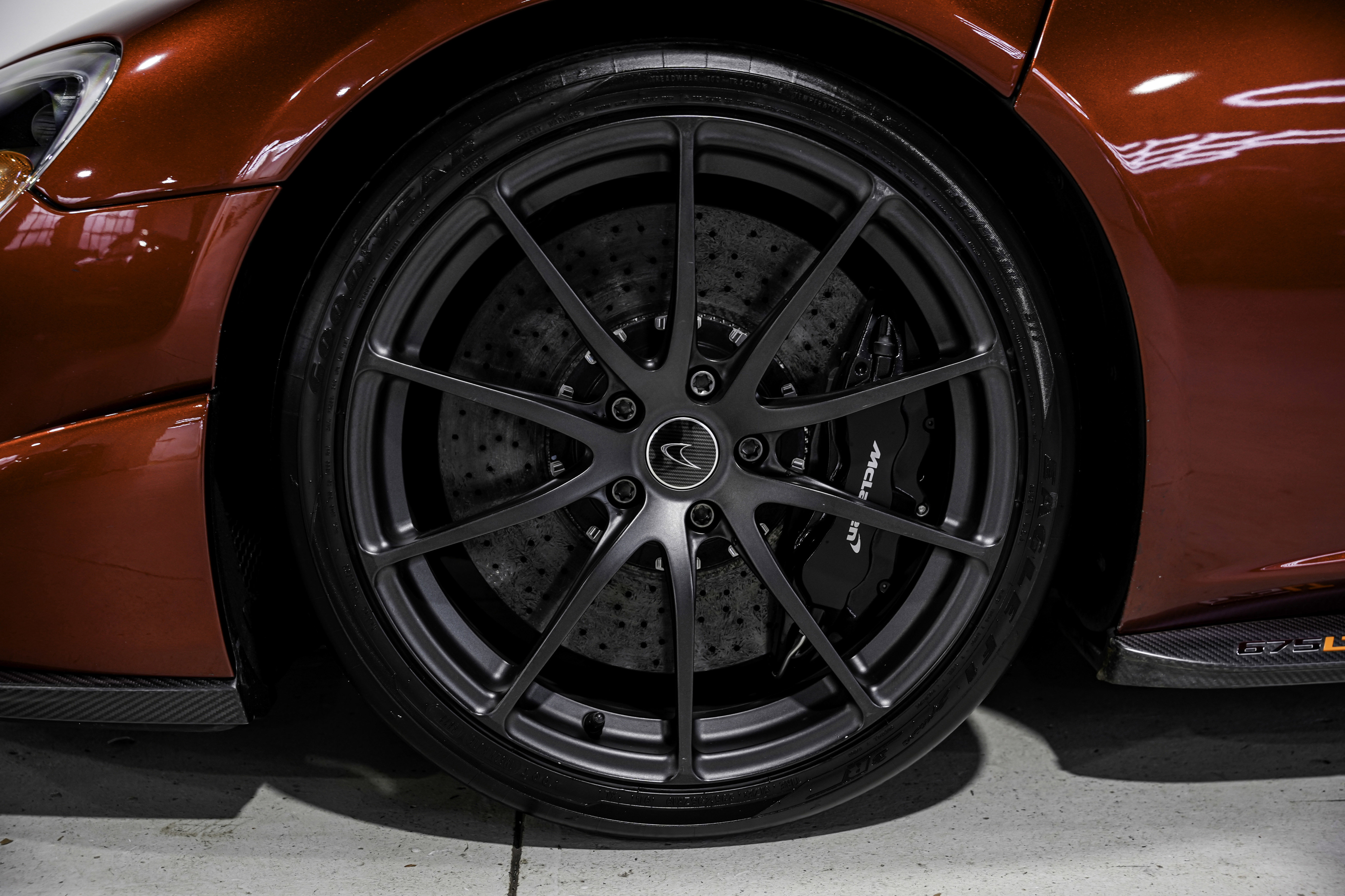 Used 2016 McLaren 675LT Coupe image 40