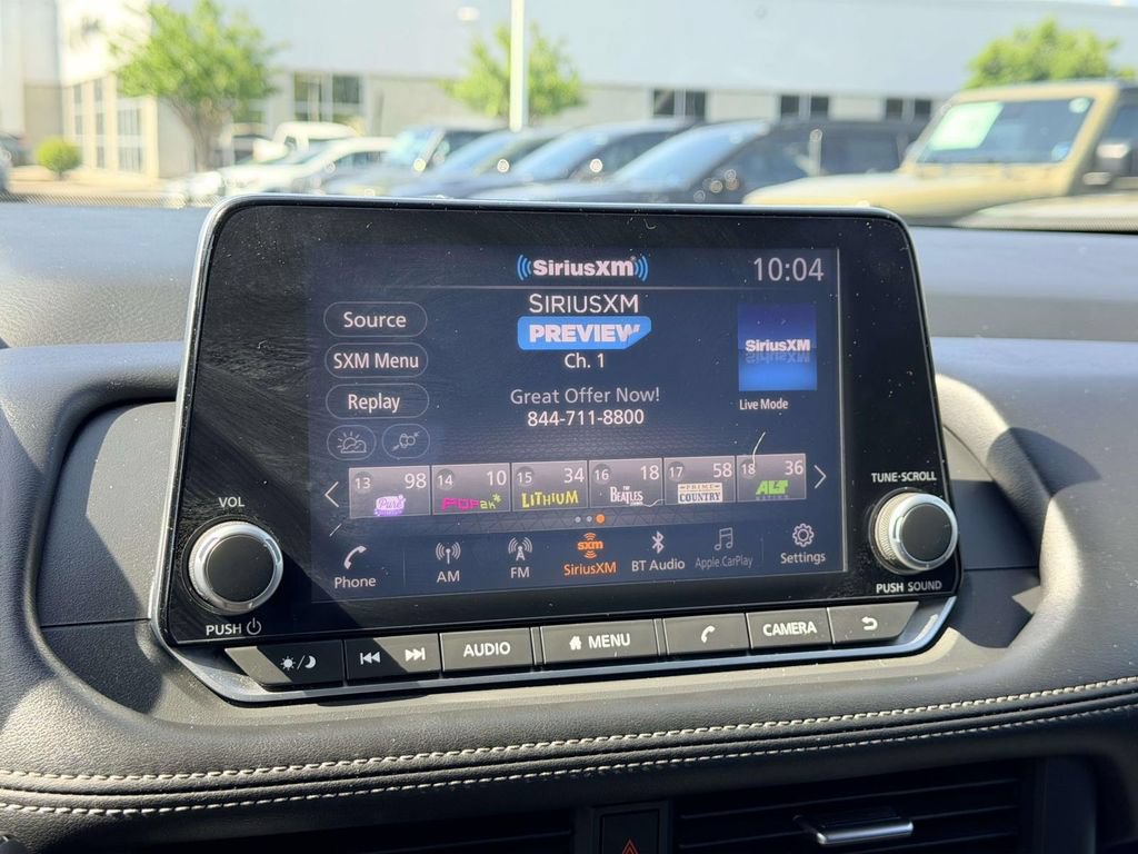 Used 2024 Nissan Rogue SV FWD image 17