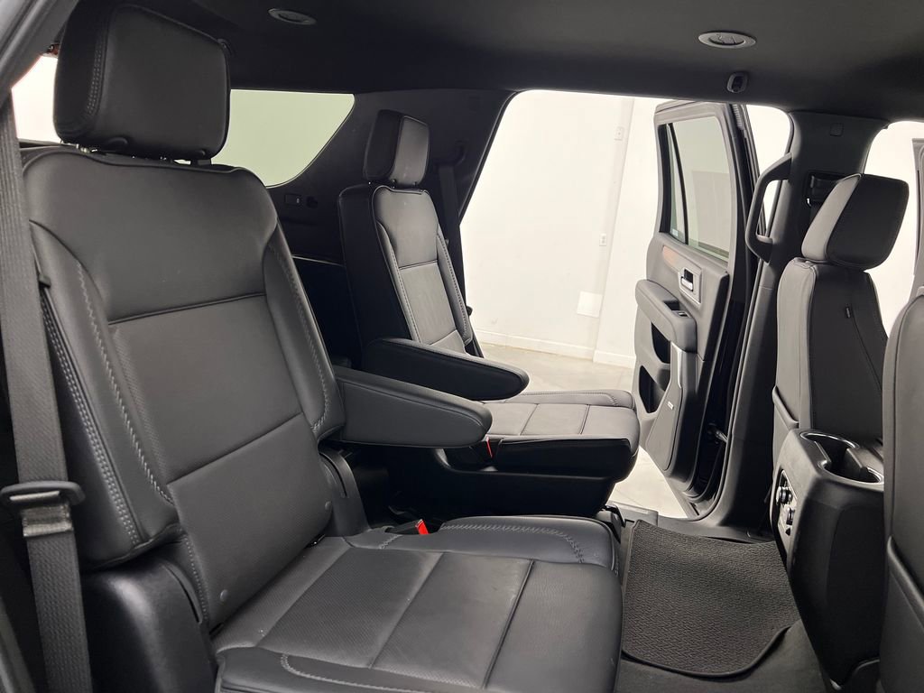 Used 2025 GMC Yukon Denali AWD/4WD image 18