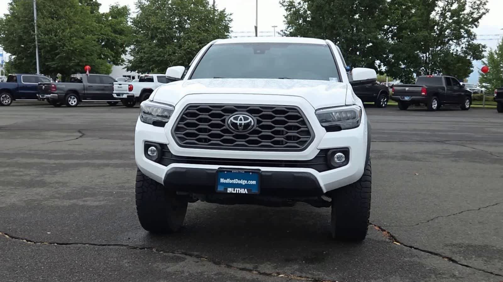 Used 2023 Toyota Tacoma TRD Off-Road AWD/4WD image 3