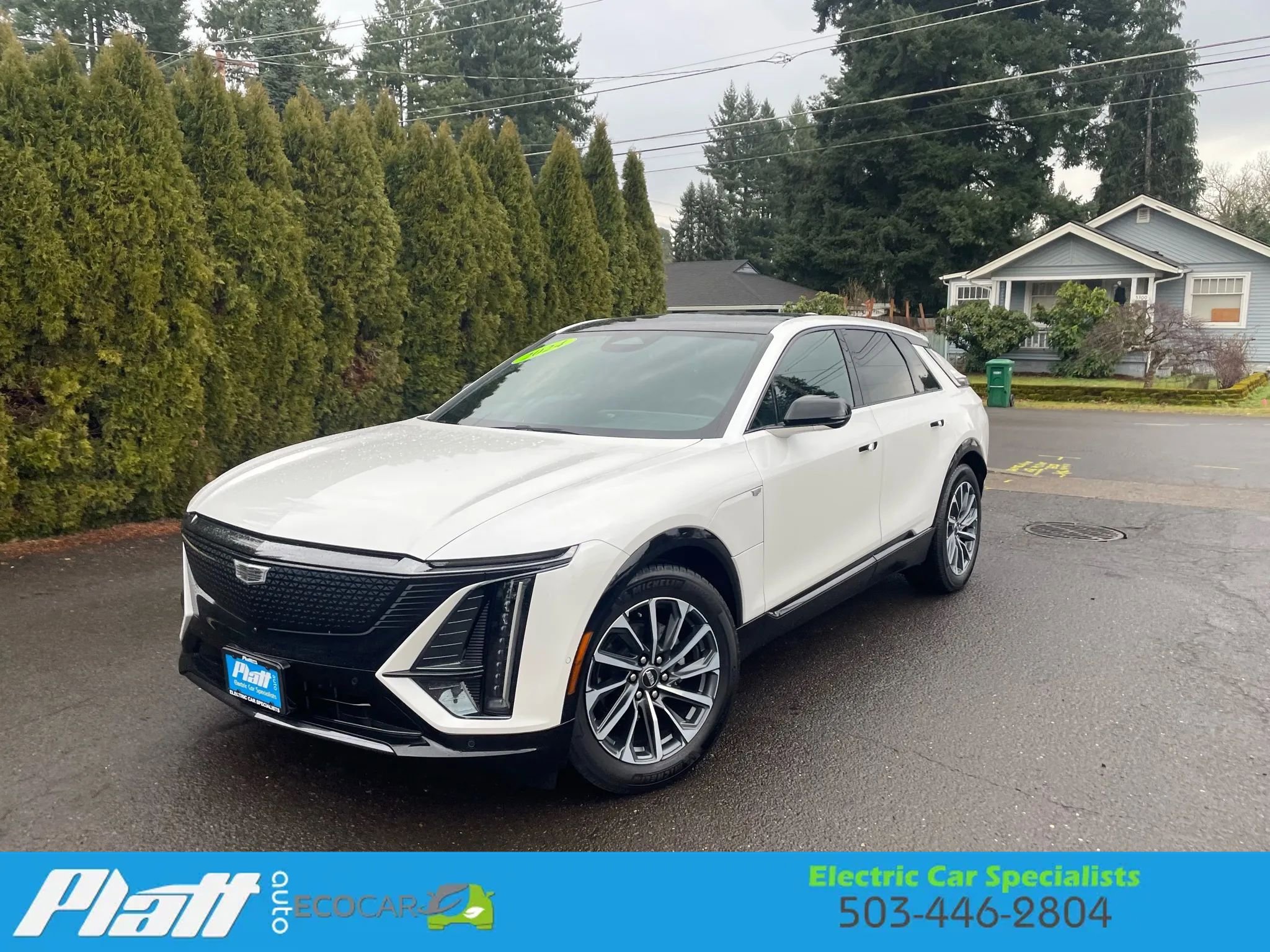 Used 2024 Cadillac Lyriq Sport image 3