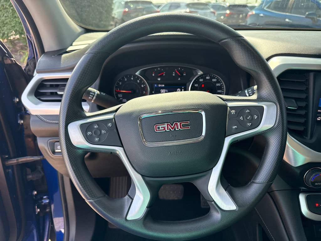 Certified 2023 GMC Acadia SLE w/ Elevation Edition AWD/4WD image 18