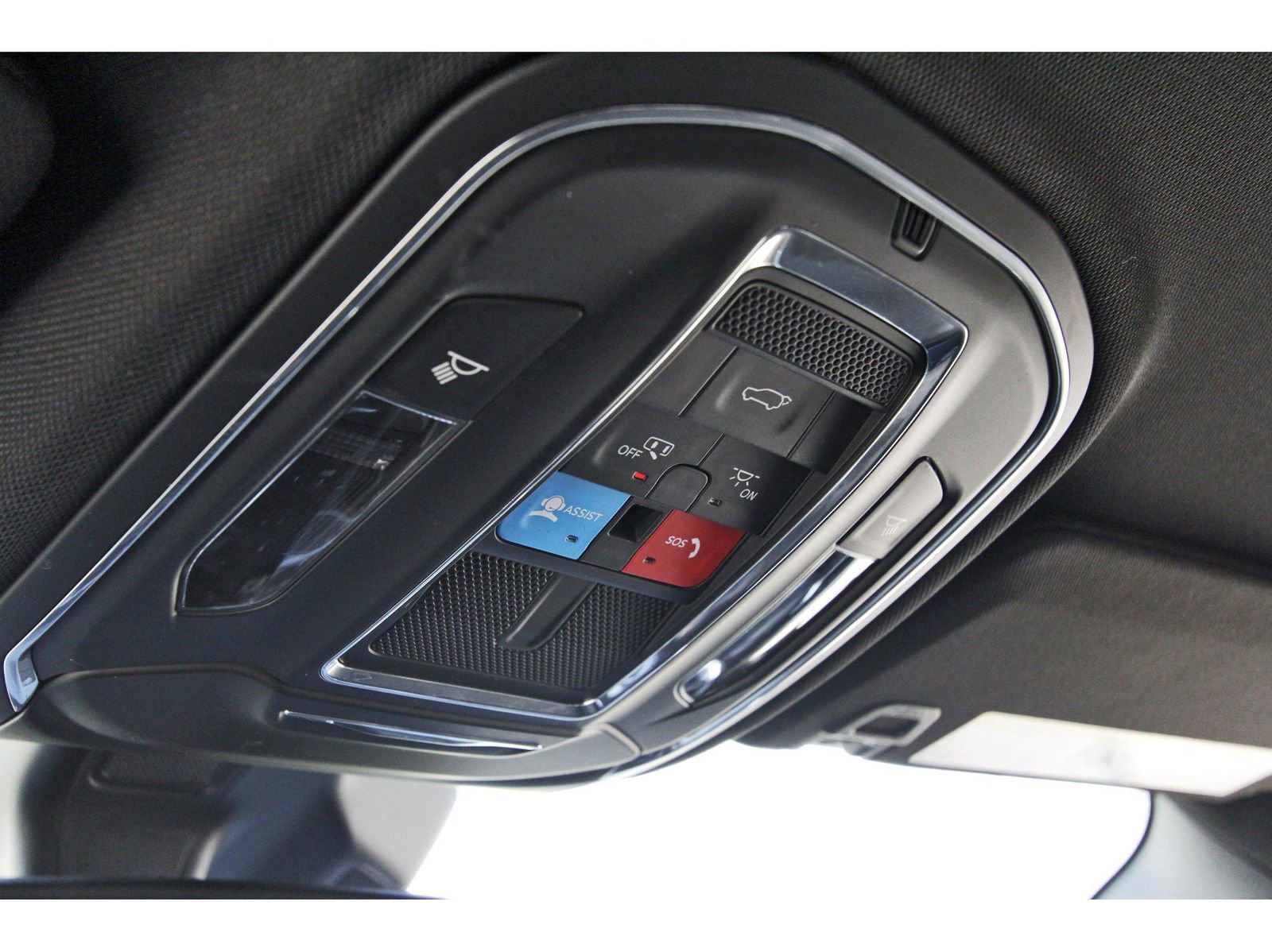 Used 2023 Jeep Grand Cherokee Altitude image 25