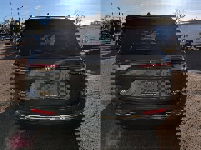 New 2025 Jeep Grand Cherokee Laredo X image 5