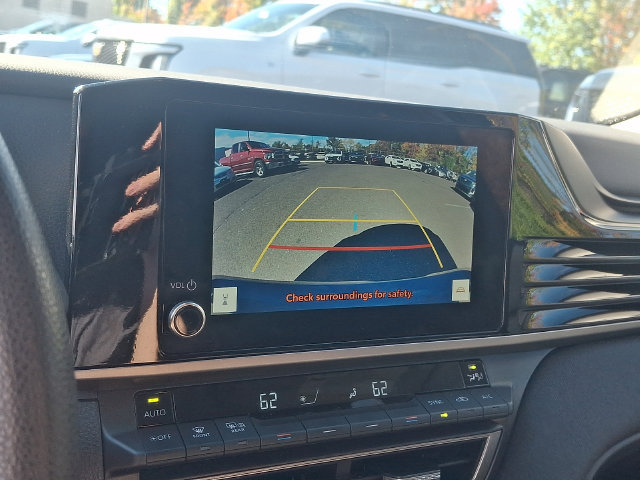 Used 2025 Toyota Camry LE FWD image 17