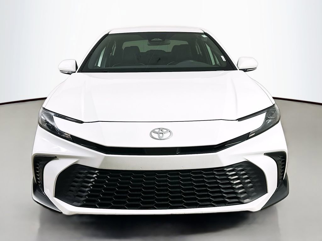 Used 2025 Toyota Camry SE FWD video 2