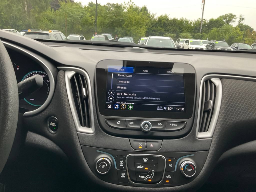 Used 2025 Chevrolet Malibu LS FWD image 20