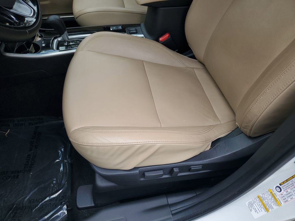 Used 2020 Mitsubishi Outlander SEL FWD image 19