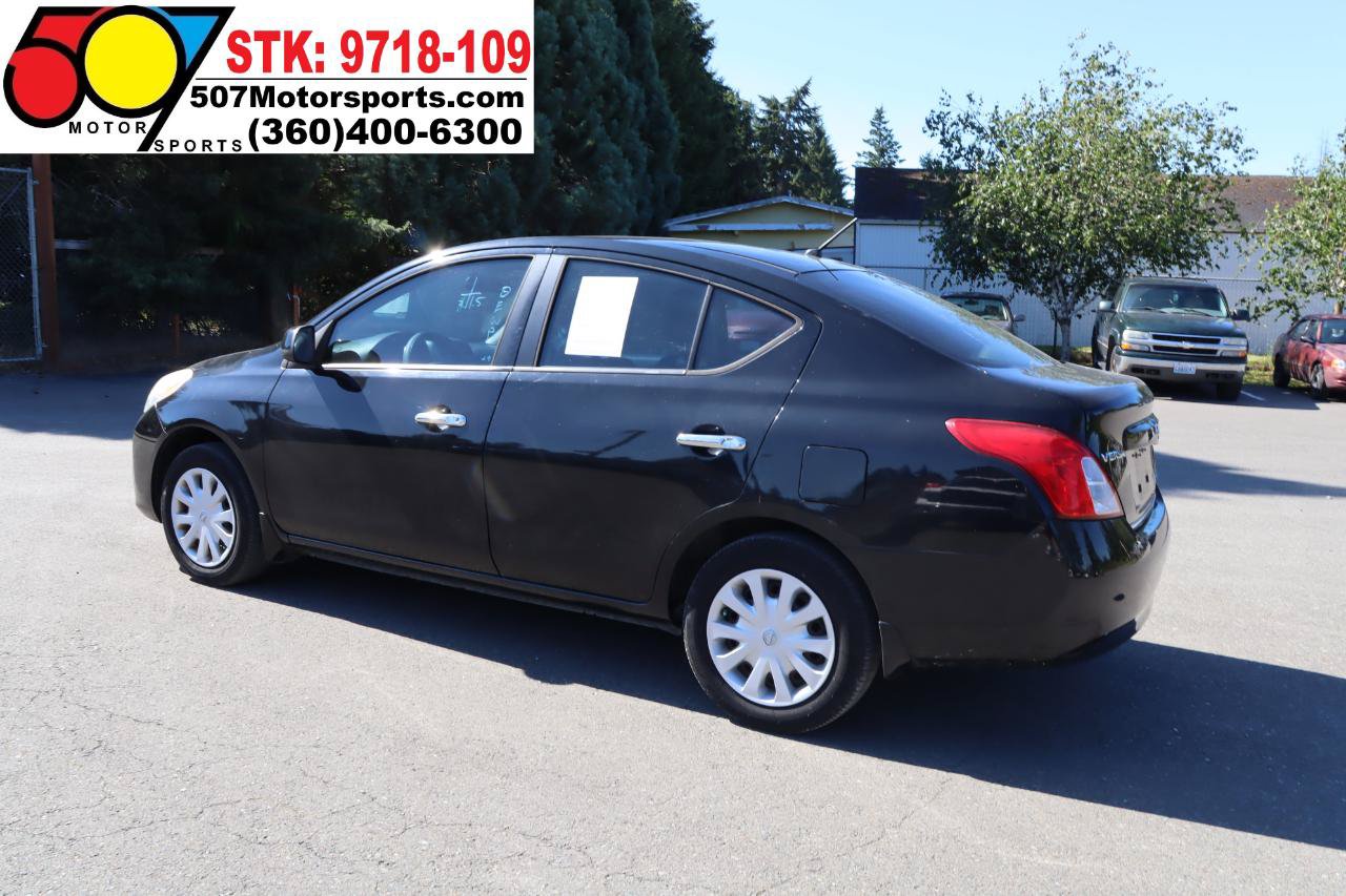 Used 2012 Nissan Versa SV w/ Convenience Pkg FWD image 6