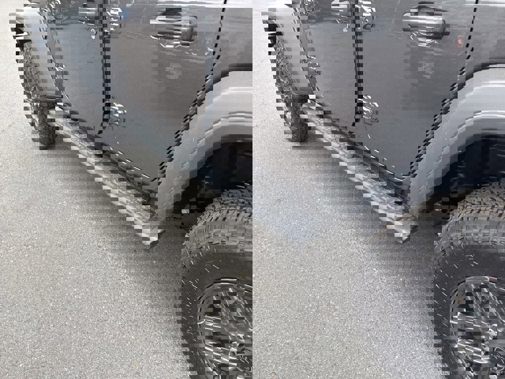 New 2025 Jeep Wrangler Unlimited Sport image 11