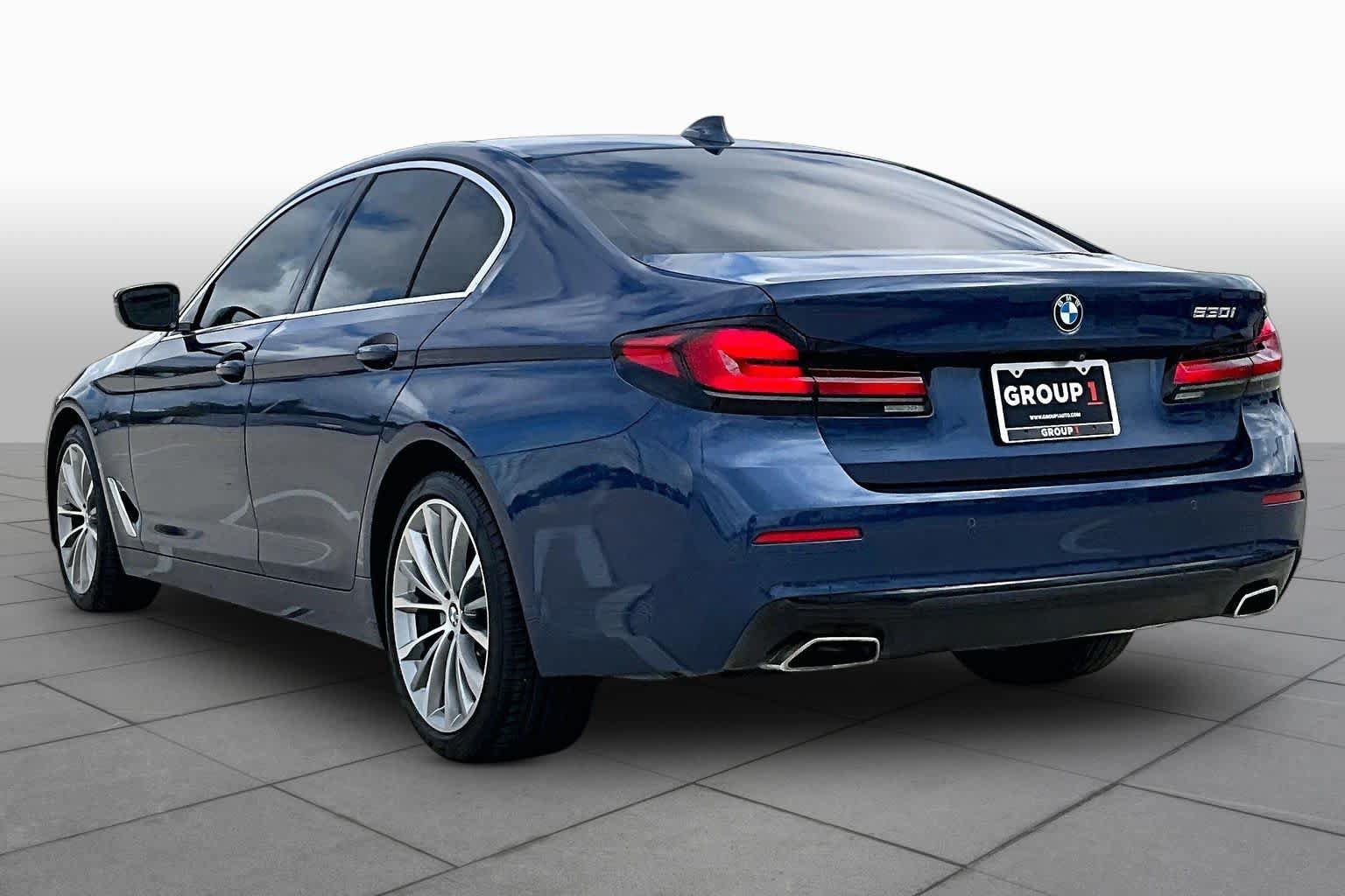 Used 2023 BMW 530i w/ Convenience Package RWD image 12