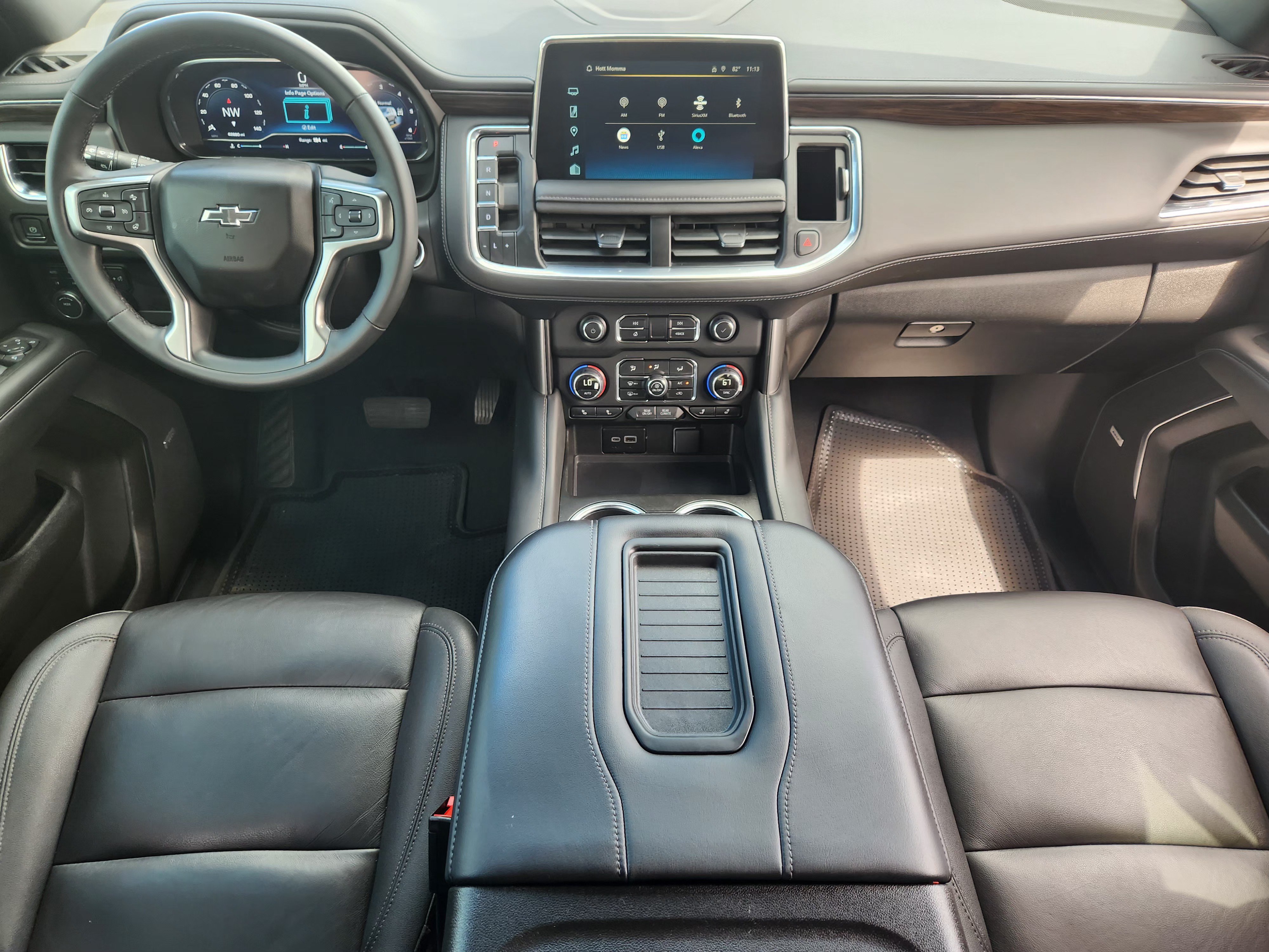 Used 2023 Chevrolet Tahoe Z71 w/ Luxury Package AWD/4WD image 27