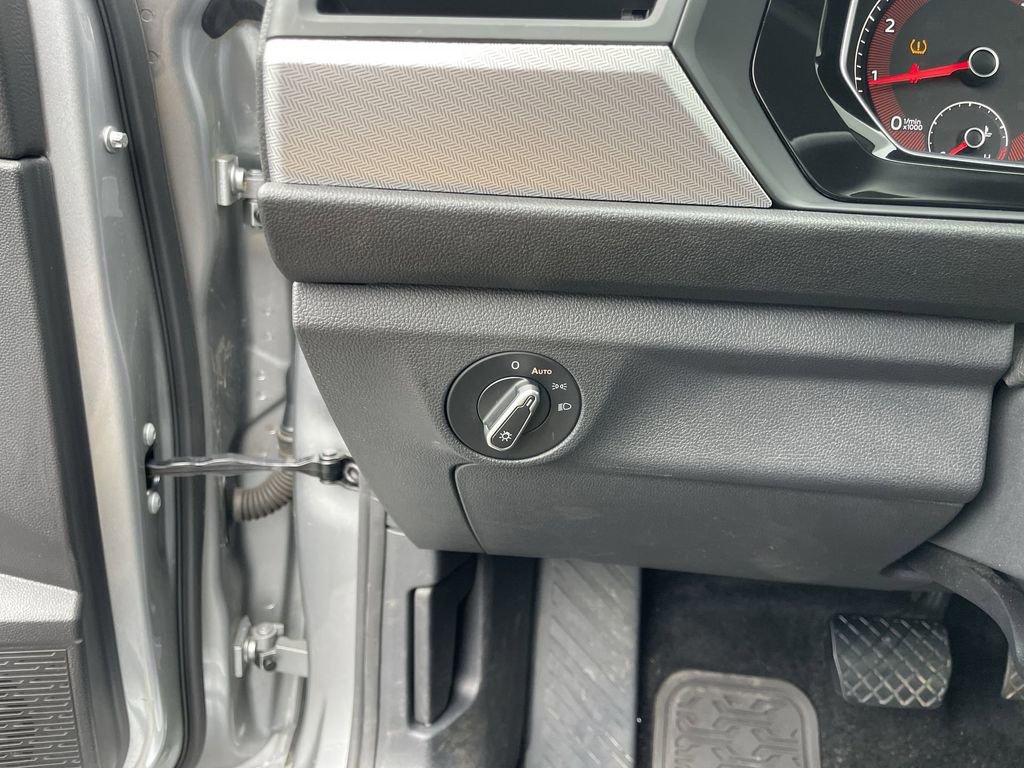 Certified 2021 Volkswagen Jetta SE image 17