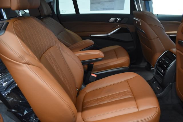 New 2027 BMW X7 xDrive40i AWD/4WD image 17