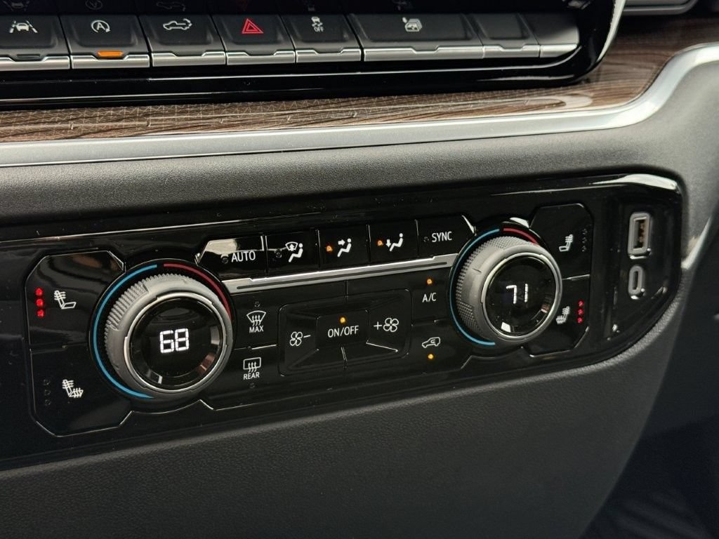 New 2026 Chevrolet Silverado 1500 LT AWD/4WD image 16