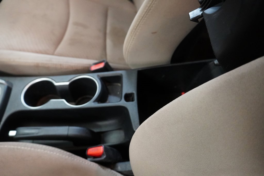 Used 2015 Hyundai Elantra SE image 21