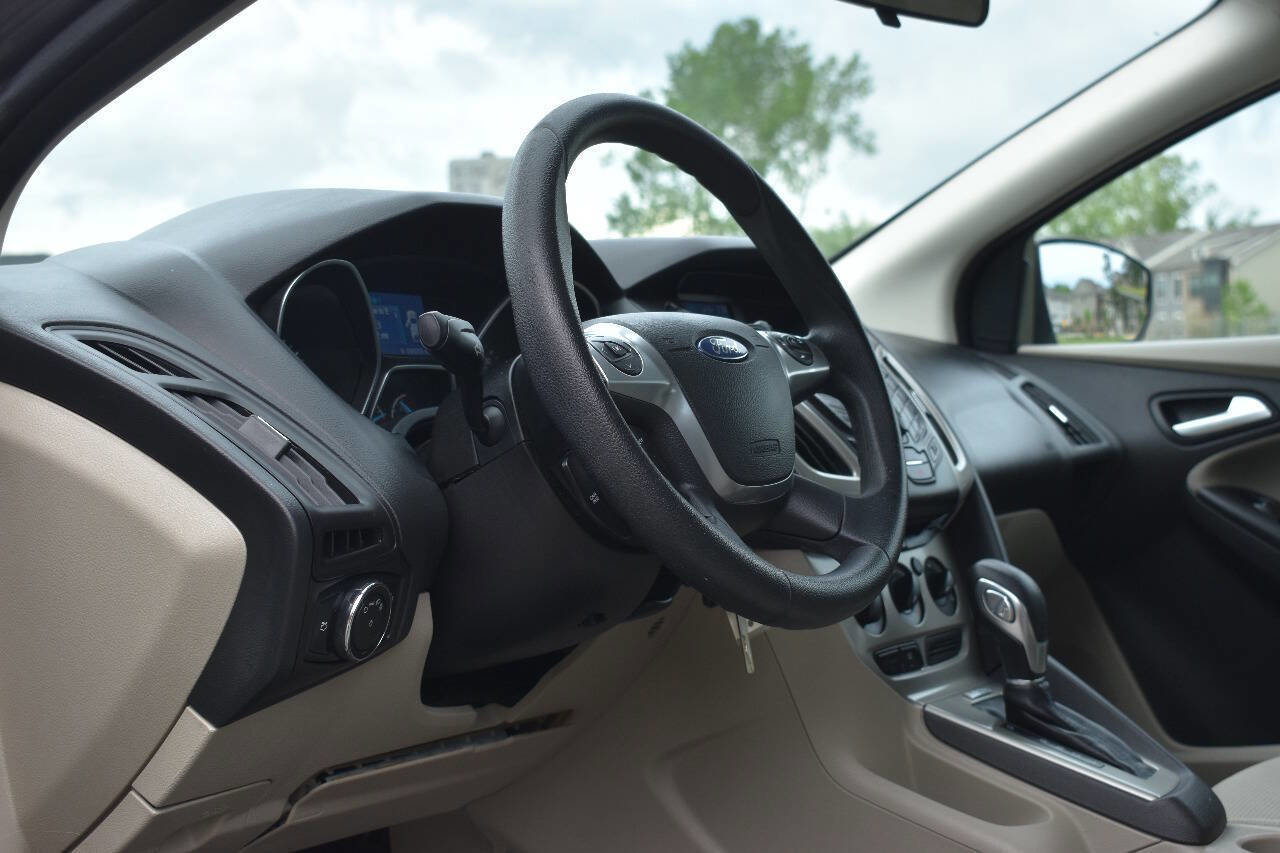 Used 2014 Ford Focus SE image 18