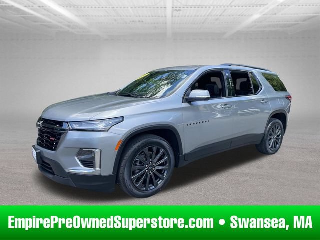 Used 2023 Chevrolet Traverse RS