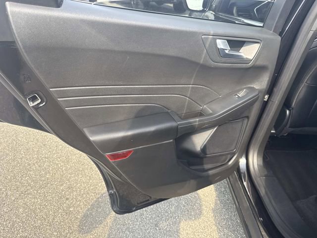 Used 2025 Ford Escape Platinum AWD/4WD image 21