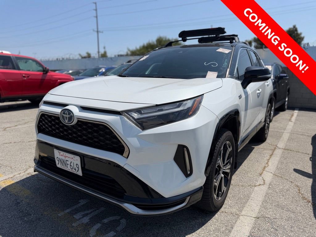 Used 2023 Toyota RAV4 XSE w/ Weather Package AWD/4WD image 3