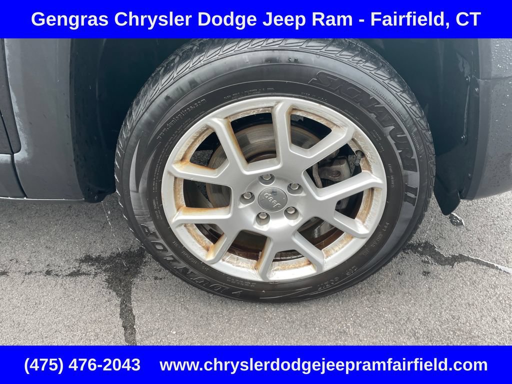 Certified 2021 Jeep Renegade Latitude AWD/4WD image 9