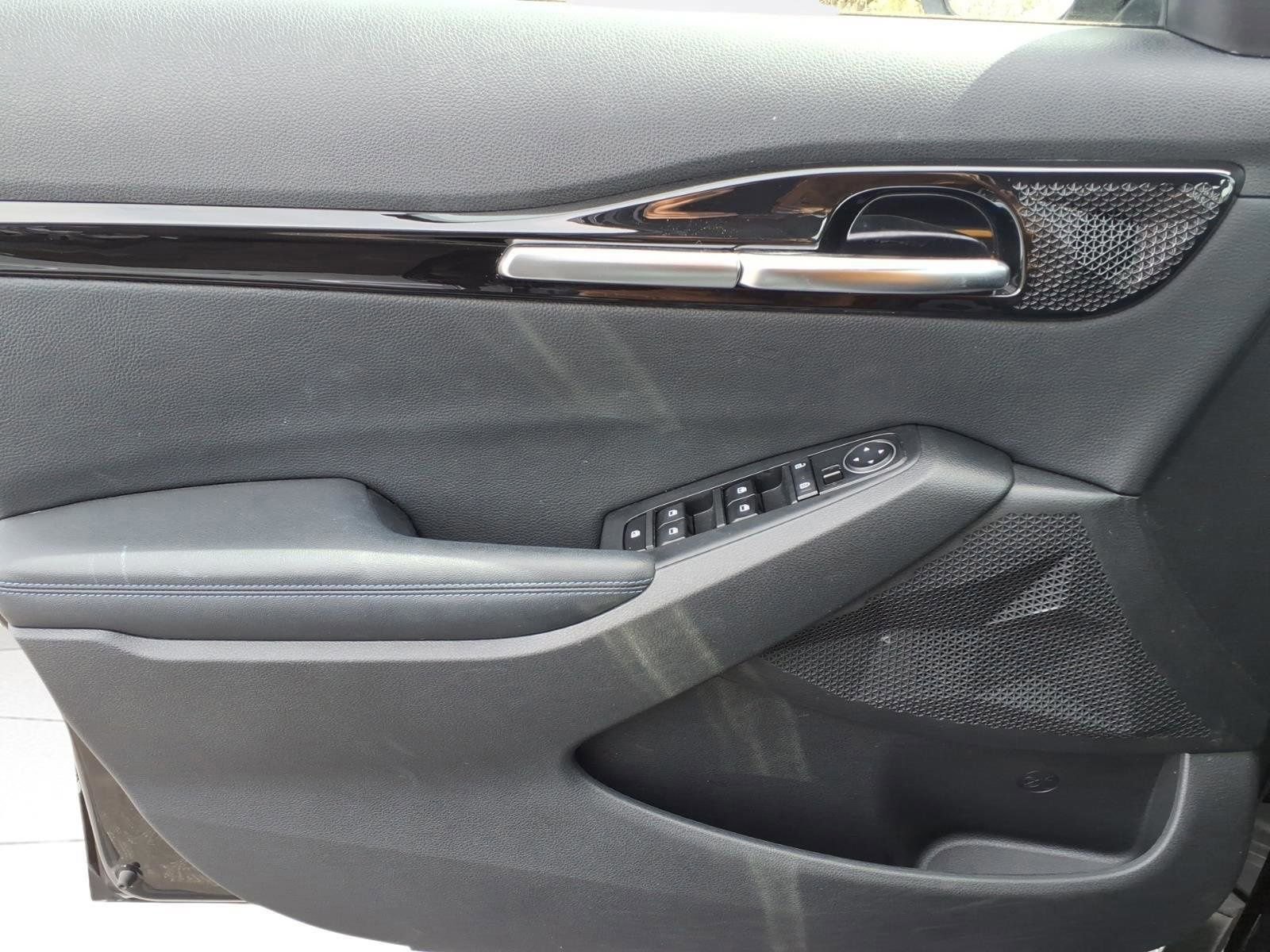 Used 2021 Kia Seltos S AWD/4WD image 16