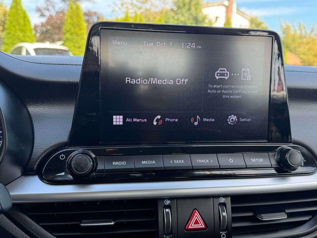 Used 2022 Kia Forte LXS image 25