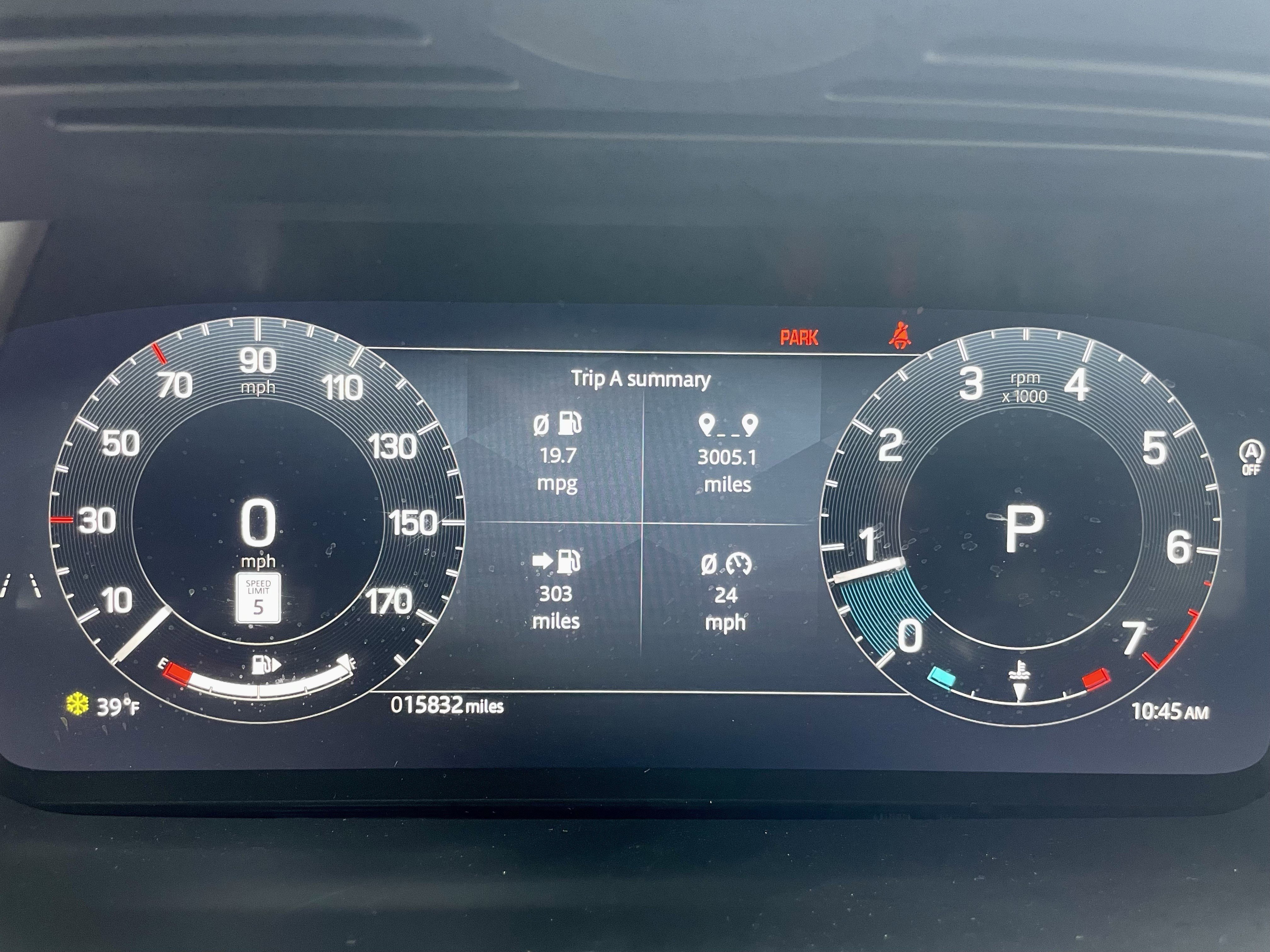 Certified 2024 Land Rover Discovery Sport S image 24