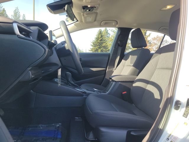 Used 2025 Toyota Corolla LE image 3