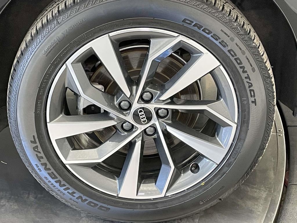 Used 2023 Audi Q5 2.0T Premium Plus w/ Premium Plus Package image 12