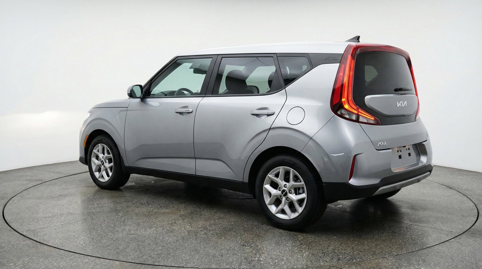 Used 2025 Kia Soul LX w/ LX Technology Package image 6
