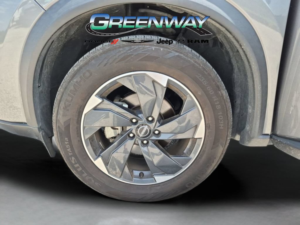 Used 2024 Nissan Rogue SV AWD/4WD image 32