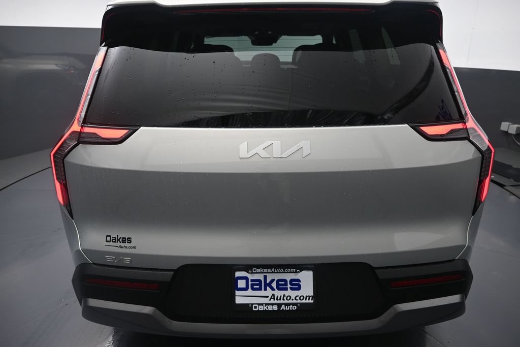 New 2026 Kia EV9 Wind AWD/4WD image 35