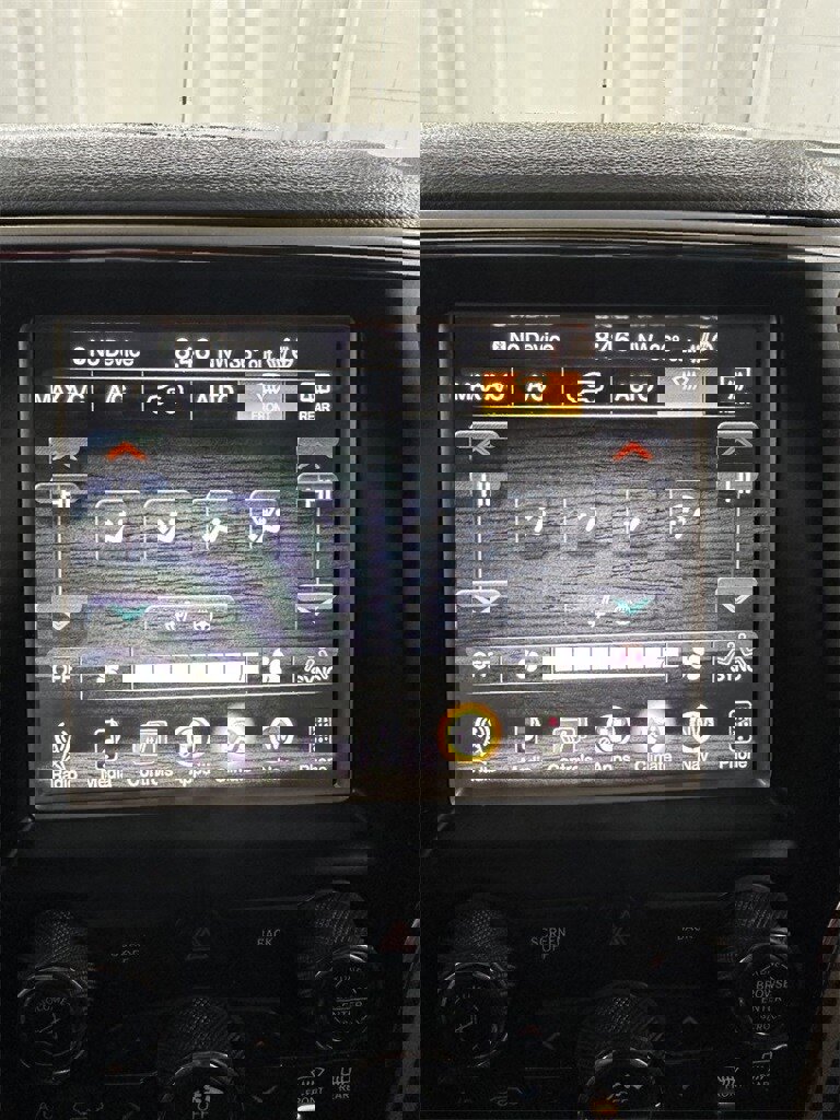 Used 2016 Jeep Grand Cherokee Limited w/ Trailer Tow Group IV image 26