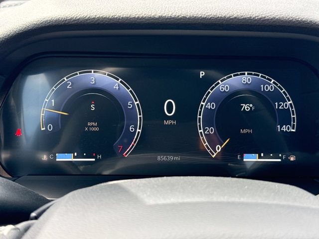 Used 2023 Jeep Grand Cherokee Laredo w/ Luxury Tech Group I AWD/4WD image 15