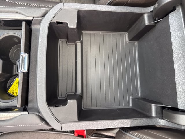 Used 2023 GMC Yukon XL Denali w/ LPO, Floor Liner Package AWD/4WD image 31