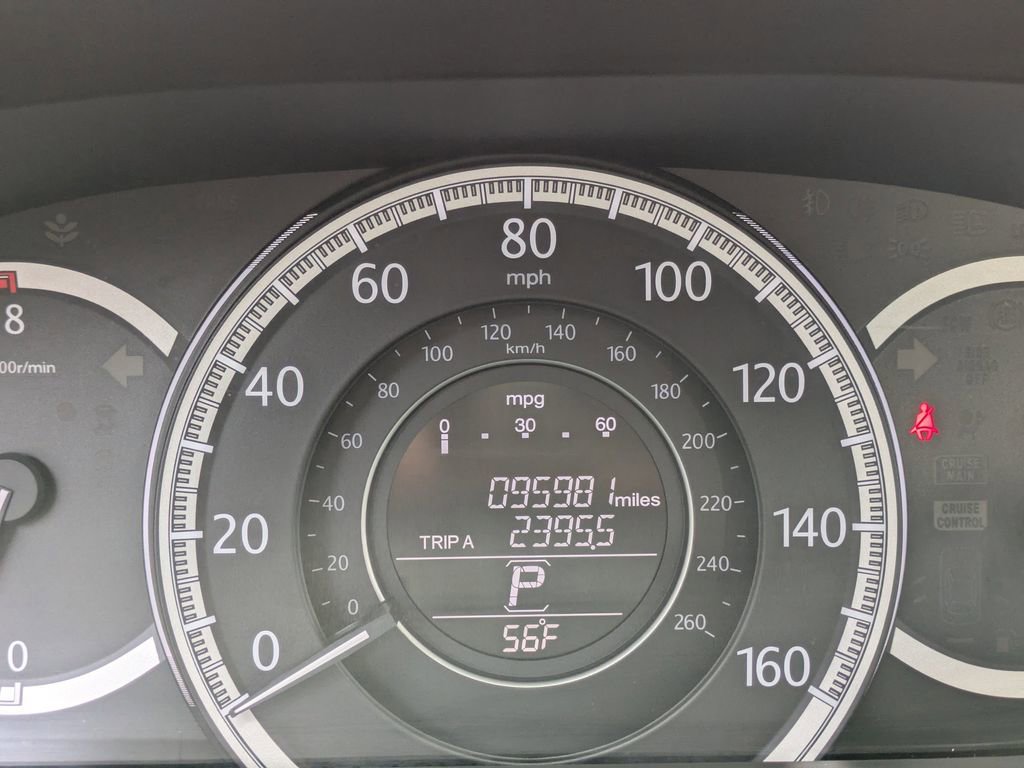 Used 2013 Honda Accord LX image 25