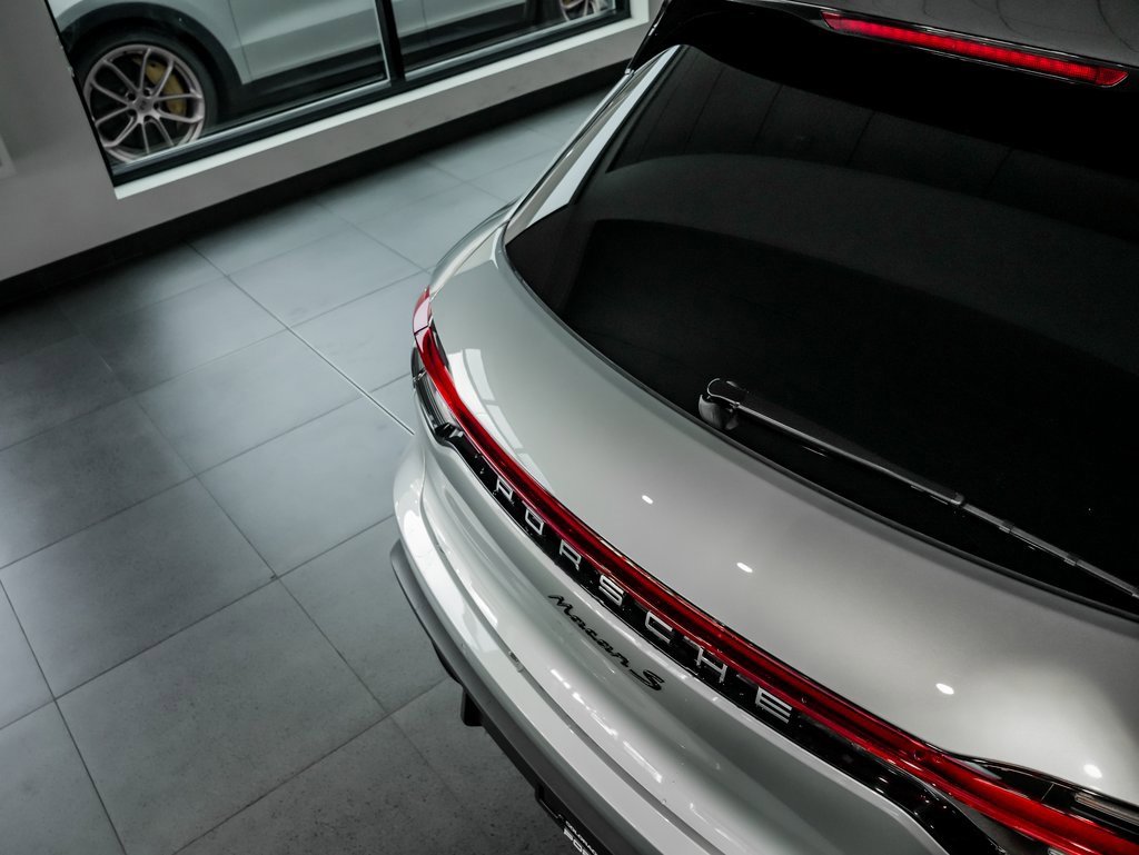 New 2026 Porsche Macan S image 32