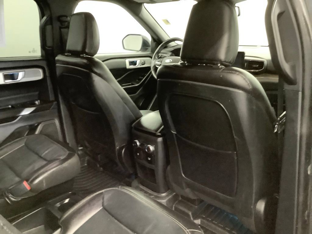 Used 2020 Ford Explorer Limited image 36